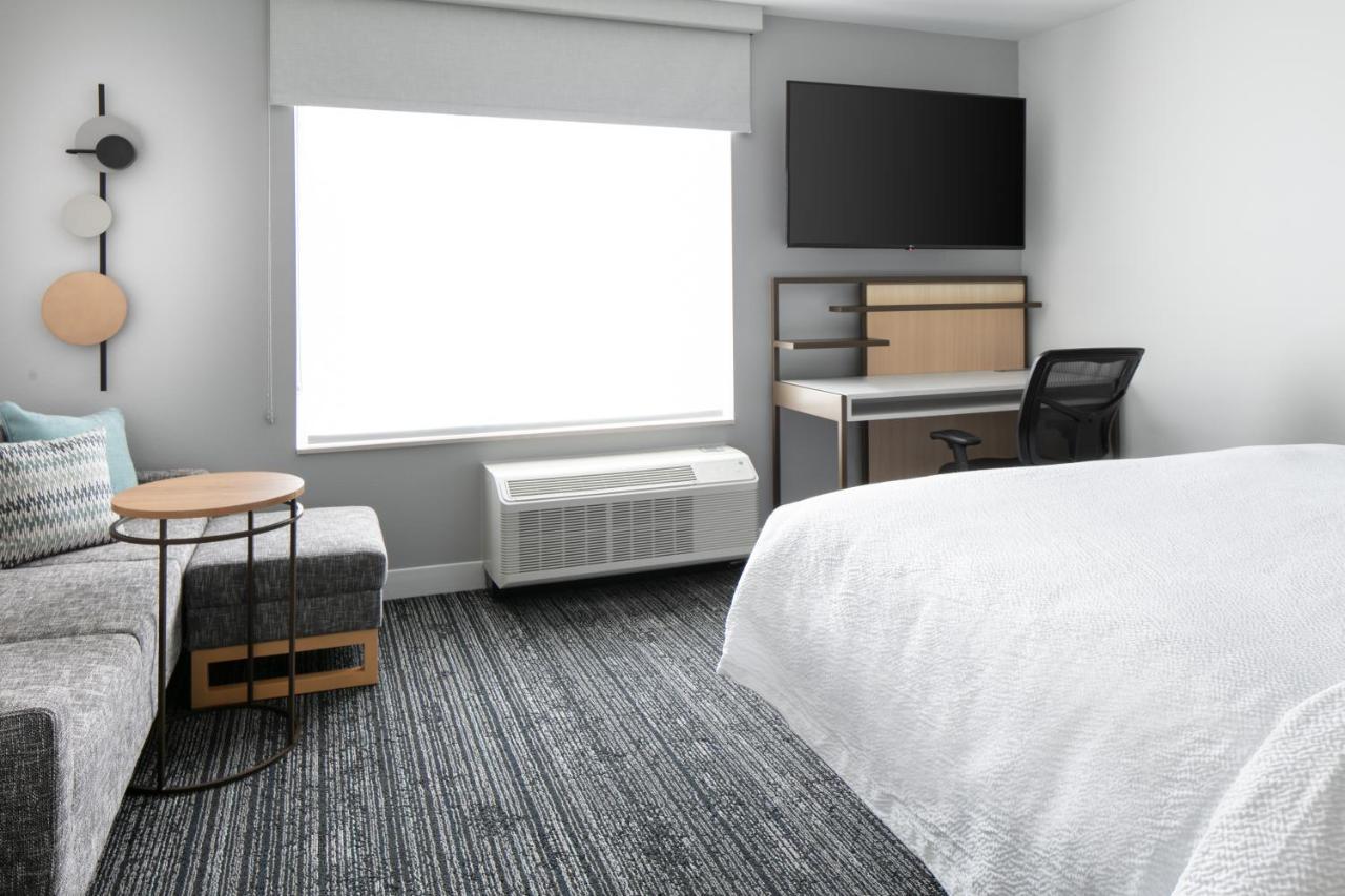 Towneplace Suites By Marriott Oshkosh Dış mekan fotoğraf
