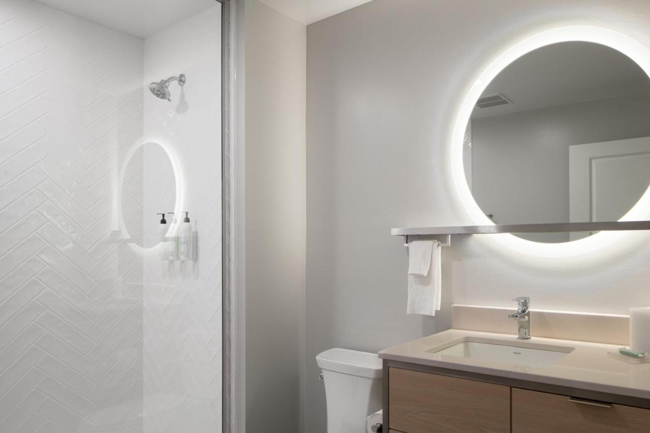 Towneplace Suites By Marriott Oshkosh Dış mekan fotoğraf