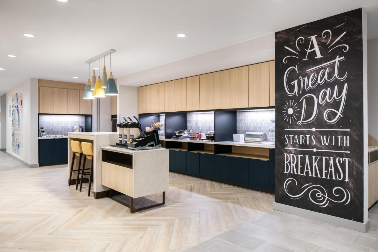 Towneplace Suites By Marriott Oshkosh Dış mekan fotoğraf