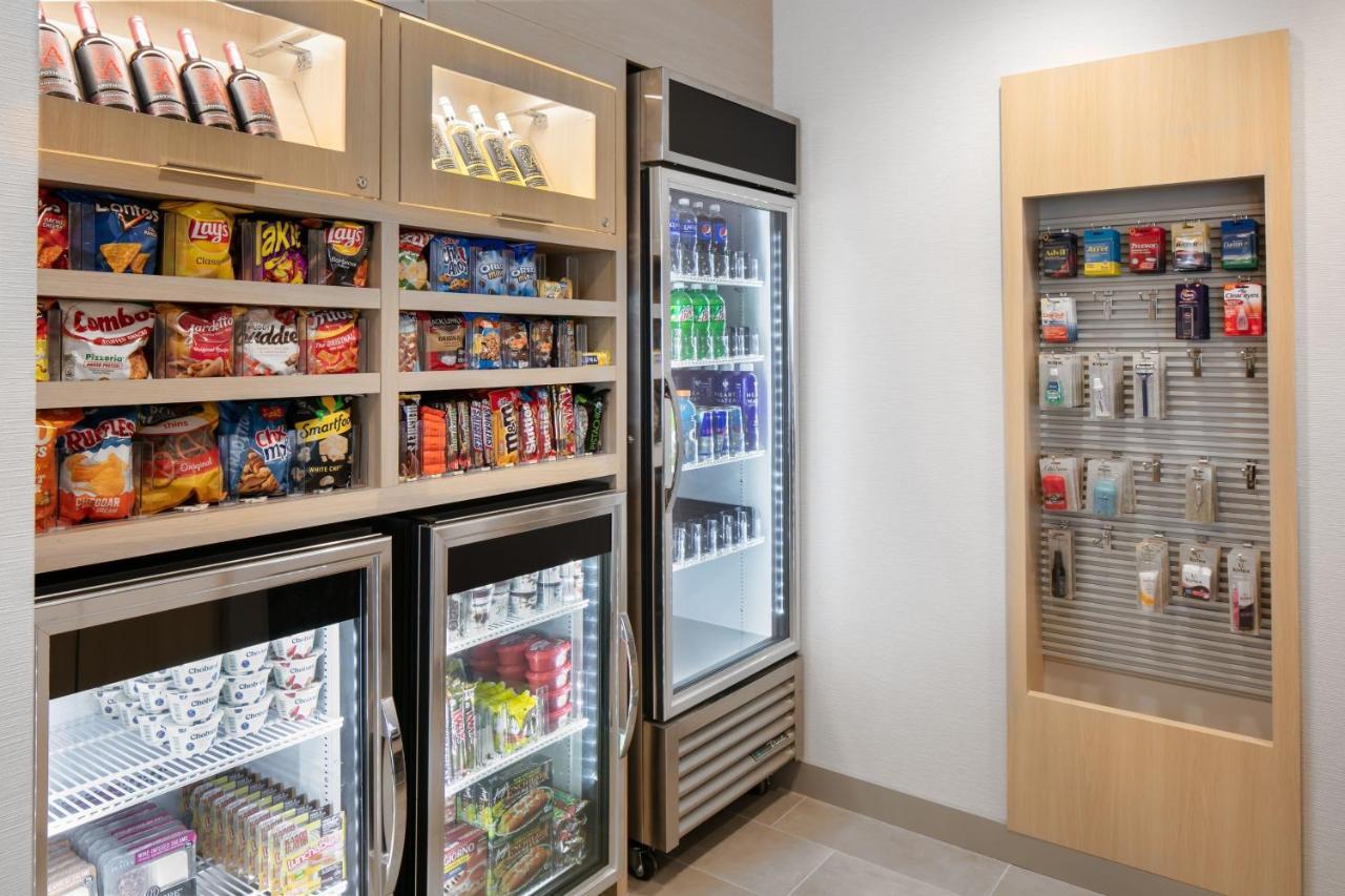 Towneplace Suites By Marriott Oshkosh Dış mekan fotoğraf